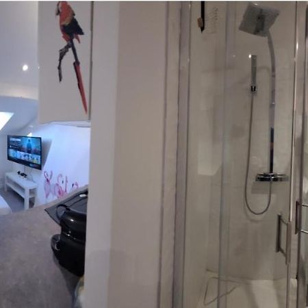 Studette Independante Hyeres Gare Particulier Apartment Ngoại thất bức ảnh